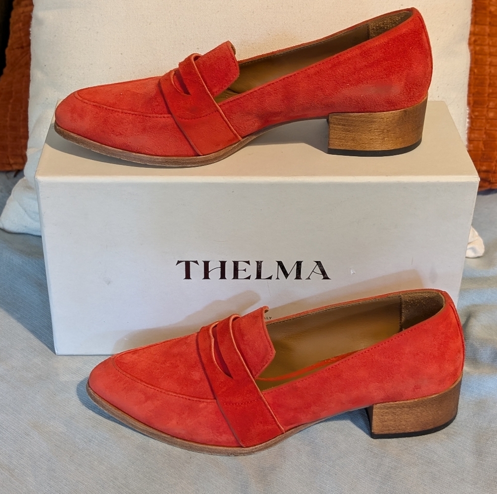 Vero Cuoio Red Suede Loafers